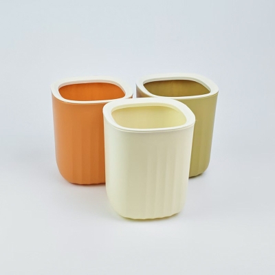 Desktop storage bin, miscellaneous items, trash bin, pen bin, living room, household, commercial office, tea table, trash bin, student dormitory